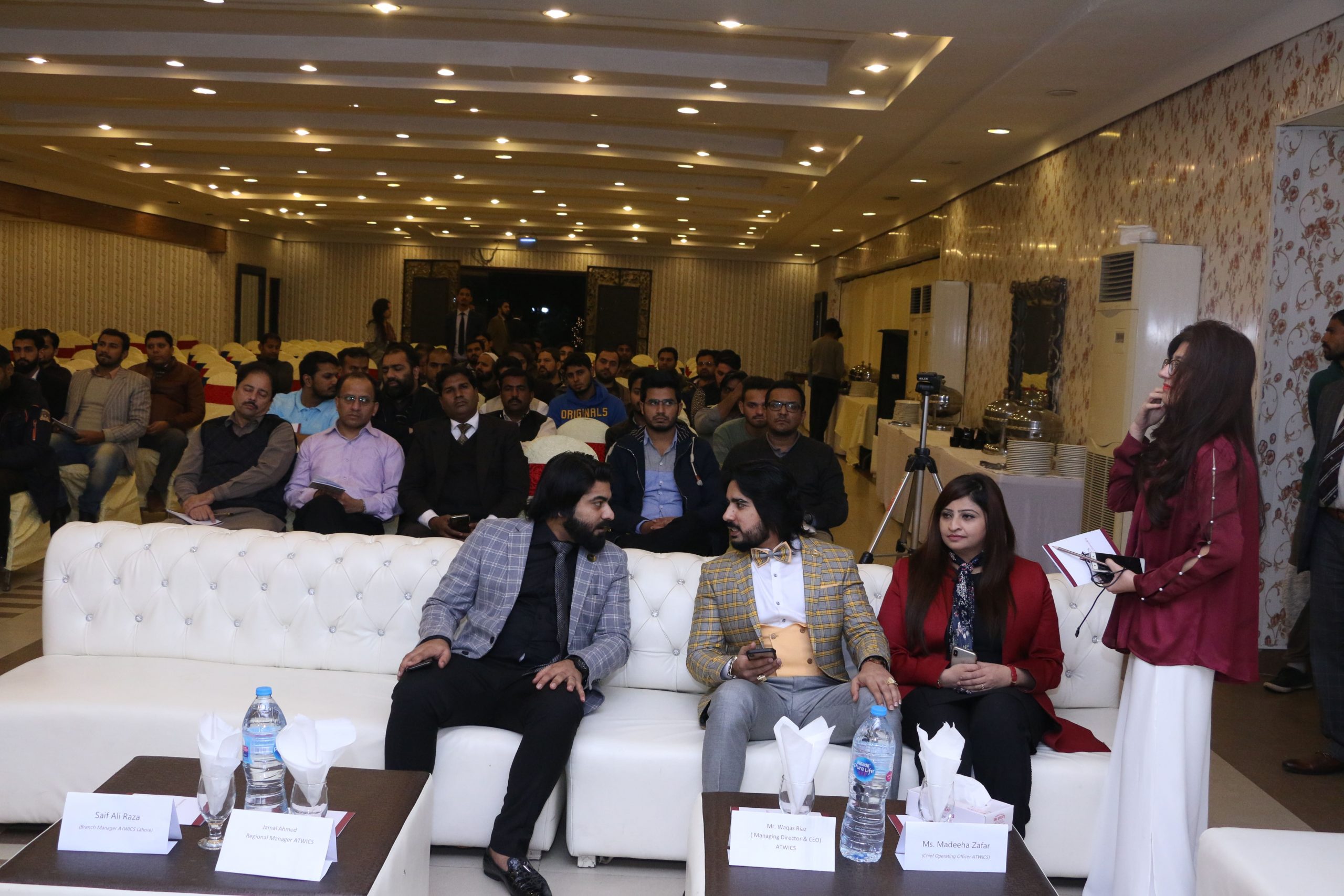 Qasir-e-Zouk , Lahore Branch