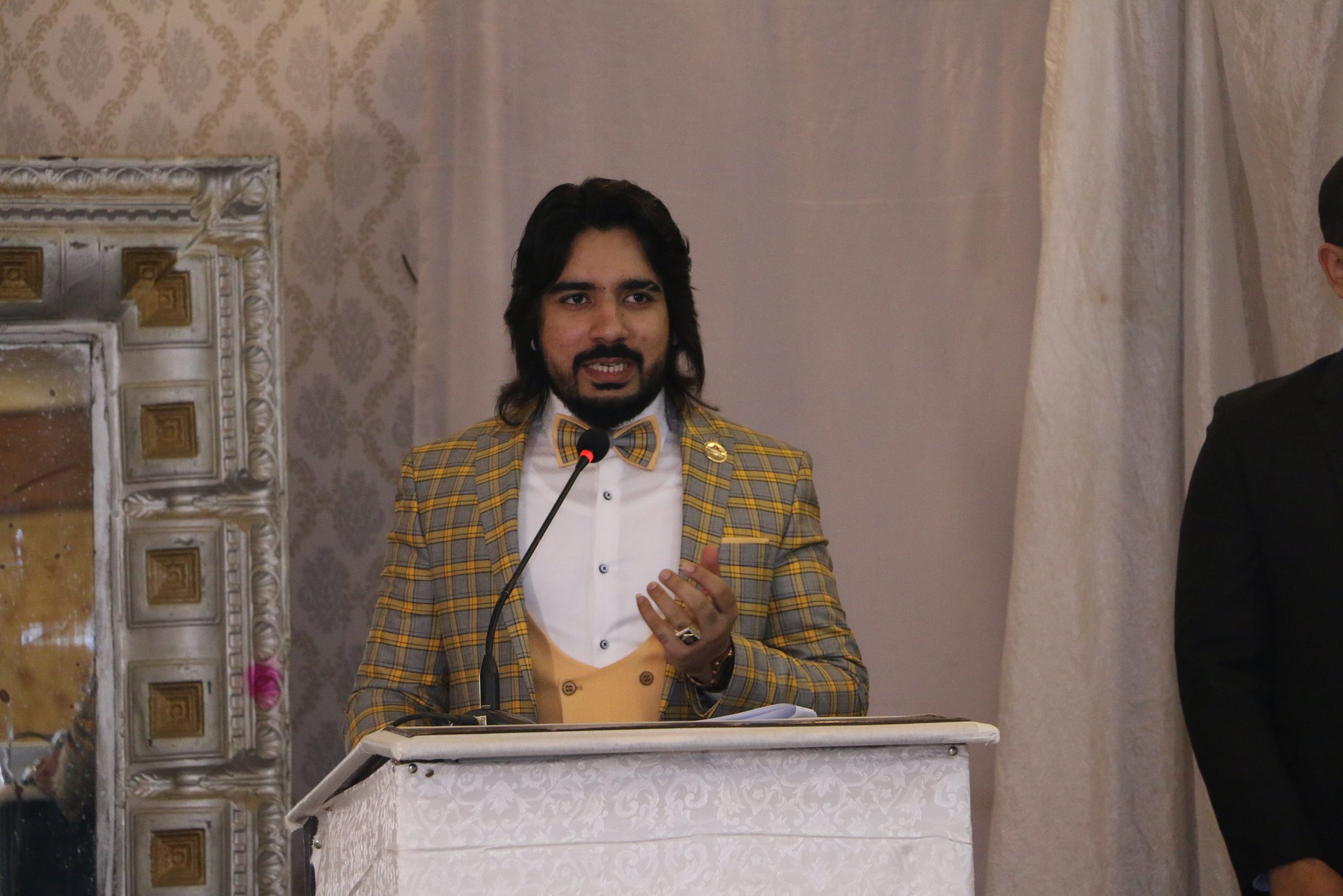 Qasir-e-Zouk , Lahore Branch