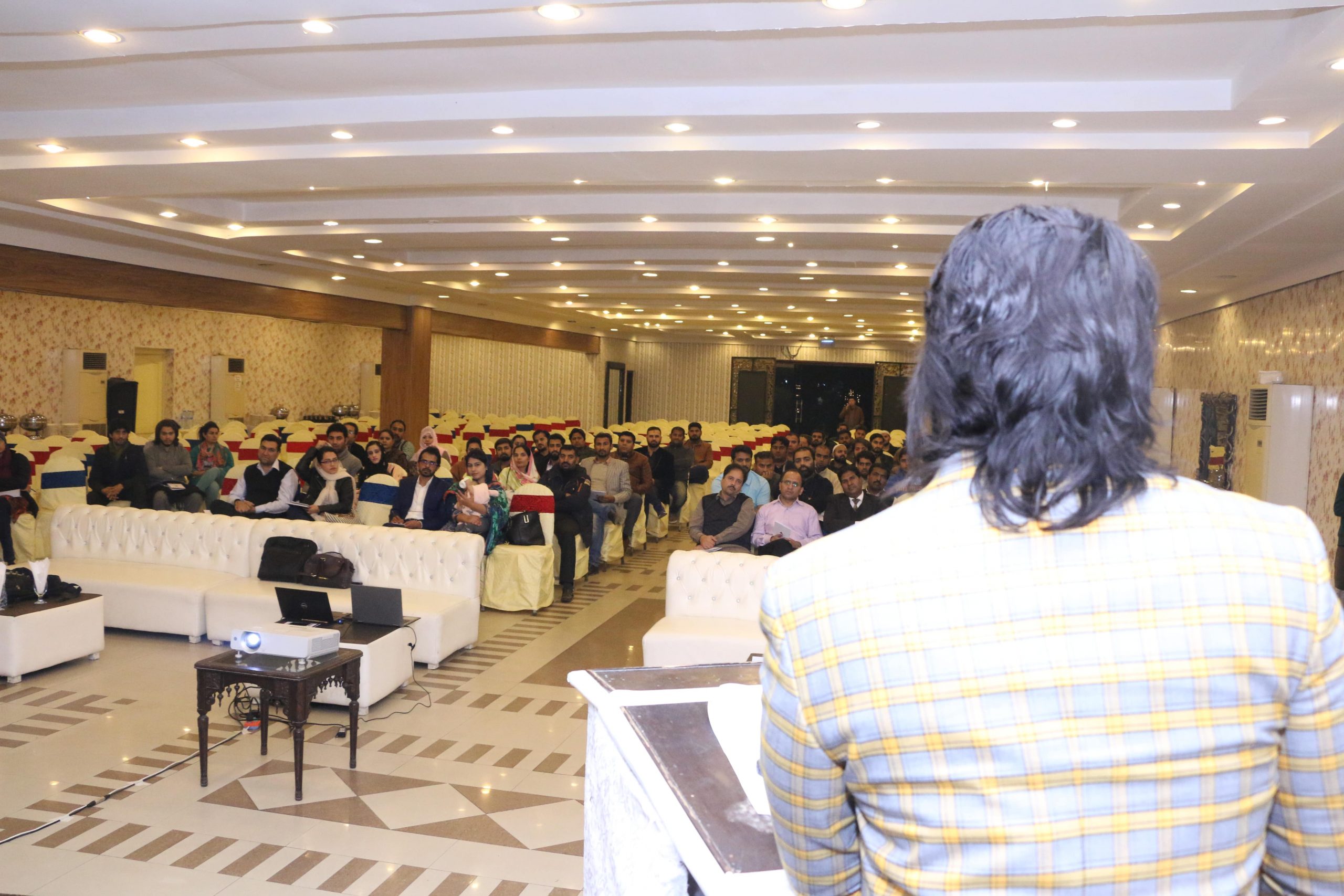 Qasir-e-Zouk , Lahore Branch
