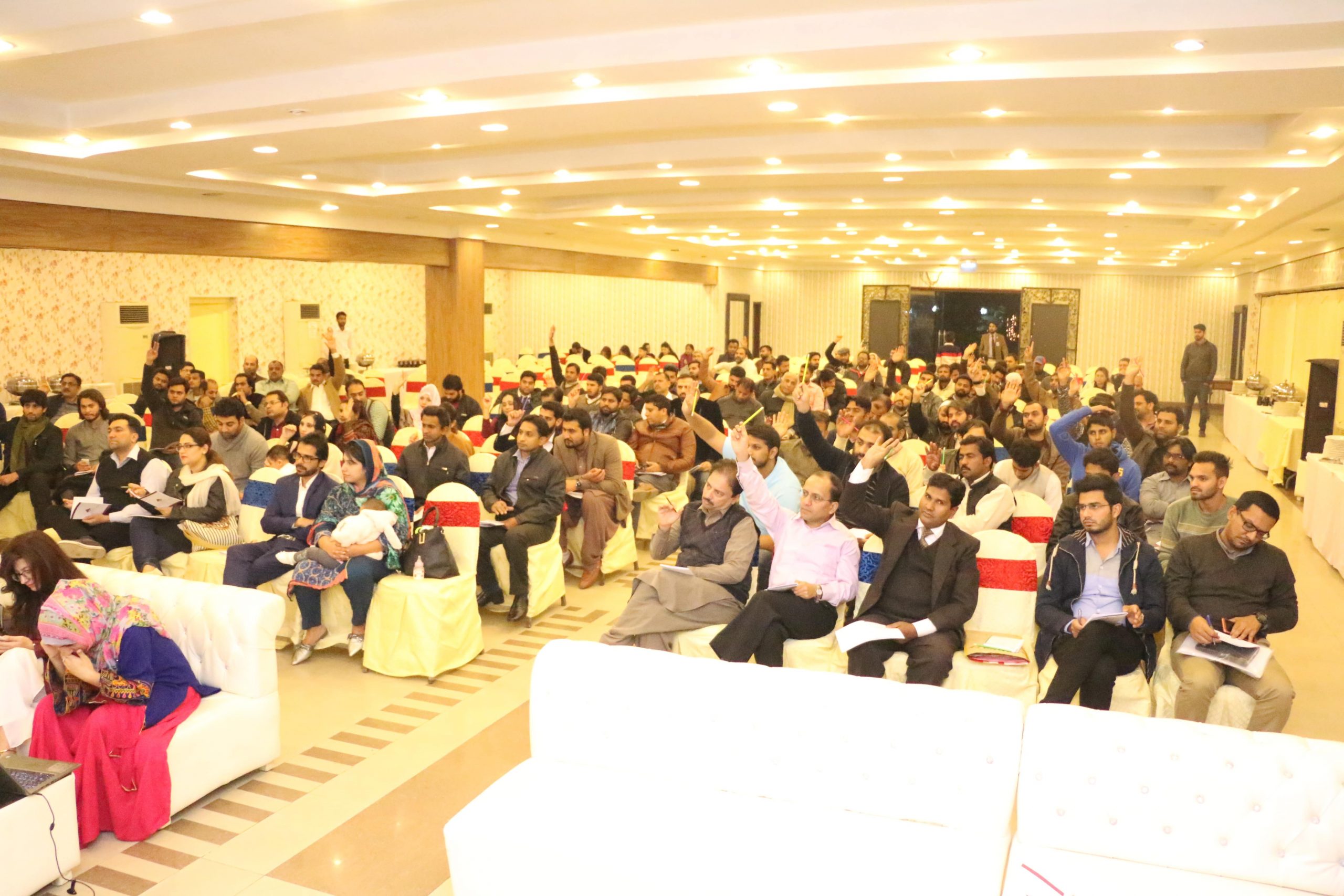 Qasir-e-Zouk , Lahore Branch